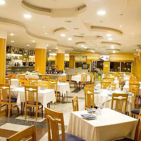 Отель Teimoso Фигейра-да-Фош