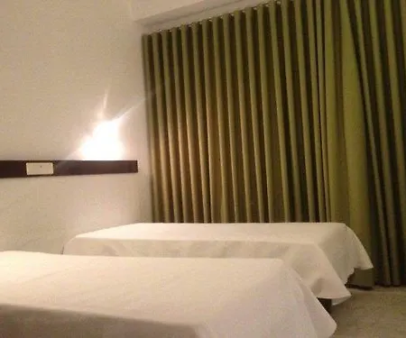 Teimoso 2* Фигейра-да-Фош